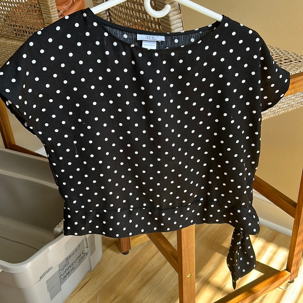 Black polka dot blouse